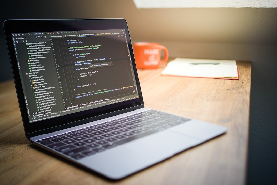 أهمية البرمجة الخاصة في بناء هوية رقمية فريدة لشركتك